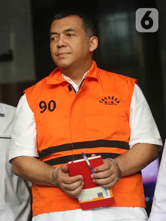 Mantan Wakil Menteri Imigrasi dan Pemasyarakatan (Imipas), Silmy Karim, usai menjalani pemeriksaan di Gedung Merah Putih Komisi Pemberantasan Korupsi (KPK), Senin (8/6/2026). Ini merupakan pemeriksaan perdana Silmy Karim setelah ditetapkan sebagai tersangka dan ditahan KPK pada 4 Juni 2026. (Liputan6.com/Helmi Fithriansyah)