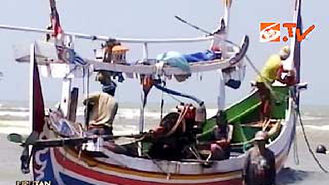 Mewarnai Gambar Nelayan Menangkap Ikan - Gambar Mewarnai