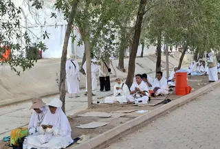 Jemaah haji Indonesia wukuf di Arafah pada 26 Mei 2026. (Liputan6.com/Asnida Riani/Media Center Haji)