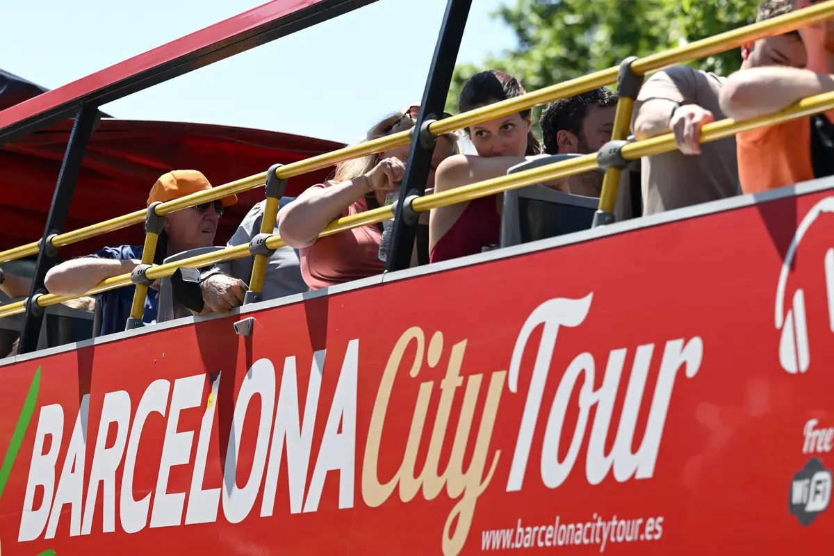 Turis Kembali Padati Barcelona