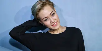 Melody Vanesh teman Sheila Marcia yang menyetir saat kecelakaan yang terjadi pada Mei 2017 silam membuat laporan polisi. Vanesha melaporkan teman duetnya di grup EMMA, Sheila Marcia. (Adrian Putra/Bintang.com)