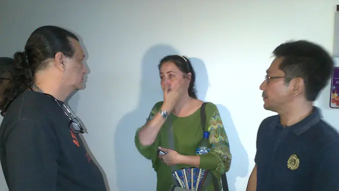 Roweina Umboh dan kerabat