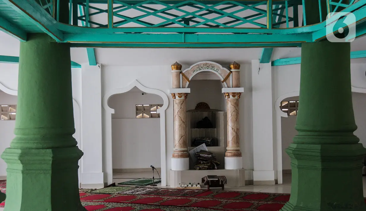 Arsitektur masjid ini merupakan perpaduan antara budaya Jawa, Tiongkok, Arab dan Betawi.  (Liputan6.com/Johan Tallo)