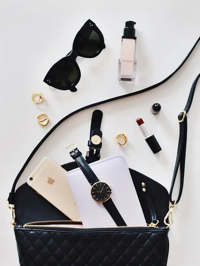 [Fimela] Suka Kemewahan, 3 Zodiak Ini Lebih Pilih Barang Mahal