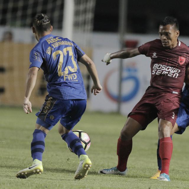 Herrie Setiawan Bicara Rumor Ferdinand Sinaga Kembali Ke Persib Indonesia Bola Com