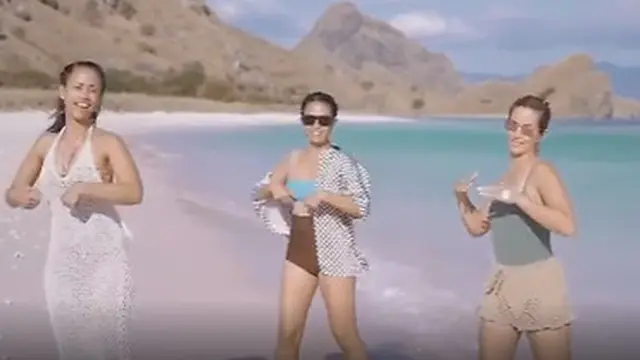 7 Inspirasi Outfit Liburan di Pantai ala Nia Ramadhani yang Liburan Bersama Keluarga di Labuan Bajo