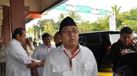 Terlihat, Wakil Ketua Umum Partai Gerindra Fadli Zon dan Sekjen Partai Gerindra Ahmad Muzani turut serta dalam rombongan, Jakarta, (29/8/14). (Liputan6.com/Miftahul Hayat)