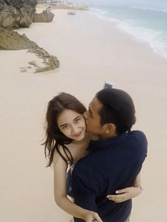 Mereka kerap menghabiskan waktu bersama dengan melakukan liburan. (viainstagram@nadyaarina/Bintang.com)