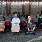 Abu Bakar Baasyir mengikuti upacara peringatan HUT ke-77 Kemerdekaan RI di Pondok Pesantren Al Mukmin Ngruki Sukoharjo, Rabu (17/8).(Liputan6.com/Fajar Abrori)