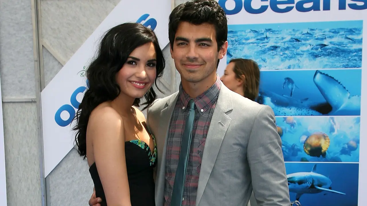 Joe Jonas dan Demi Lovato