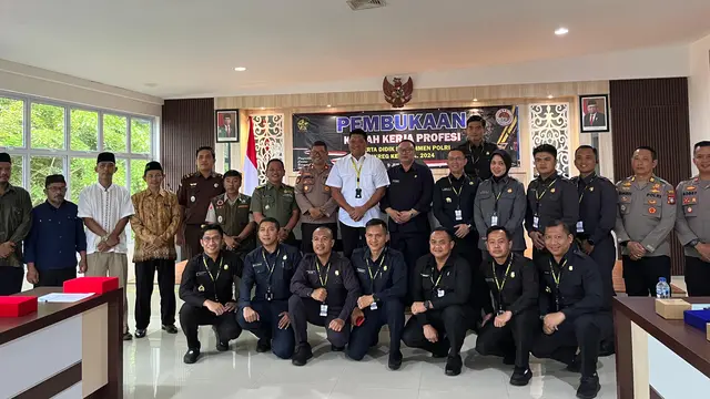 12 siswa Sespimmen Polri angkatan ke-64 tahun 2024 melaksanakan Kuliah Kerja Profesi (KKP) di Polres Bintan.