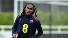 Bek Tottenham Hotspur, Djed Spence, dipanggil Timnas Inggris untuk Kualifikasi Piala Dunia 2026. (Bola.com/Dok.Djed Spence).