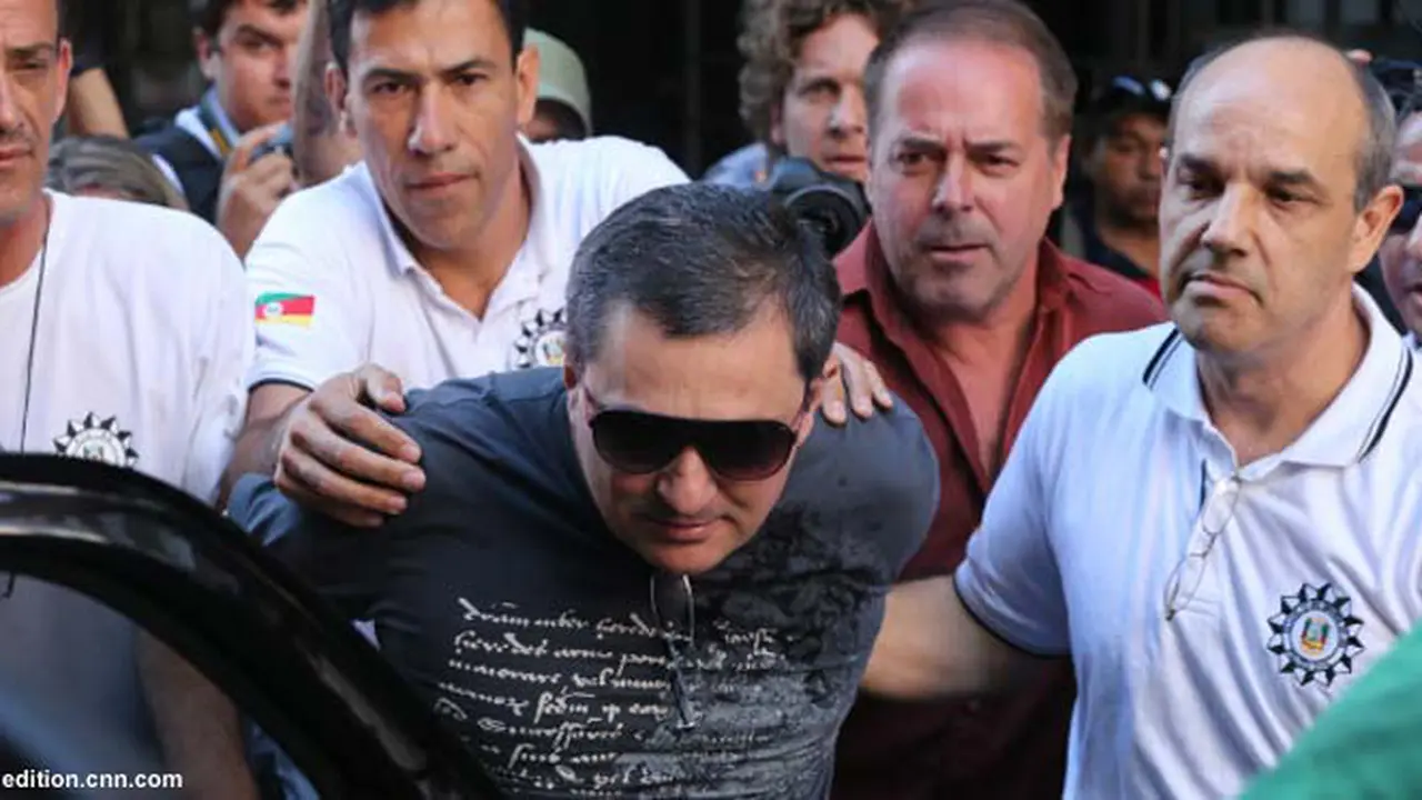 brazil-130530b.jpg
