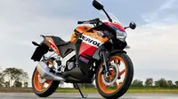 Honda Menggarap `Adik Baru` CBR125R