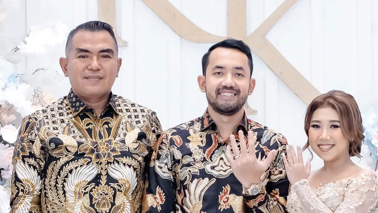 Hakim Wahyu Iman Santoso, M. Khairi, dan Kiky Saputri. (Foto: Dok. Twitter @@kikysaputrii)