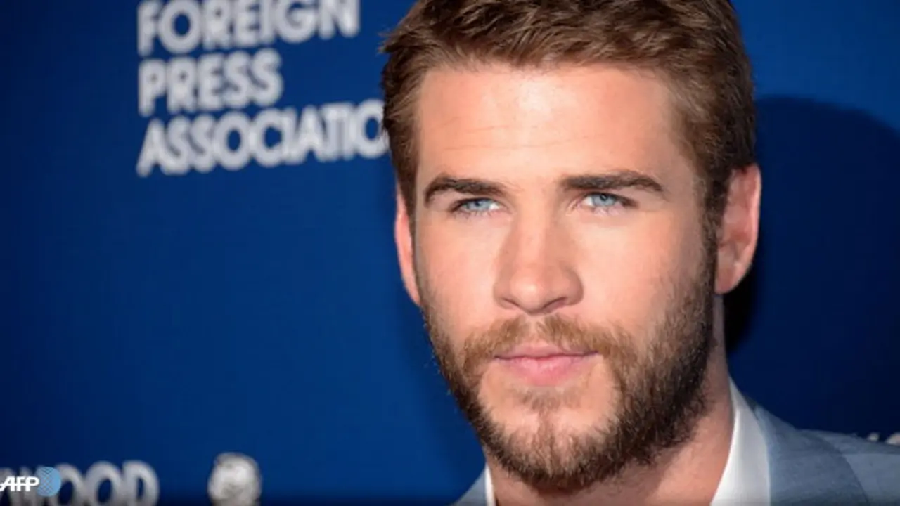 liam-hemsworth-130815b.jpg