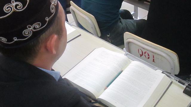 Islamic School of Xinjiang 'Pencetak' Santri Kelas Dunia