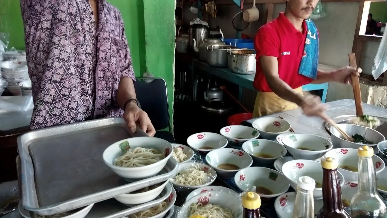 Rahasia Mi Ayam Tumini, Sehari Laku 700 Mangkuk 