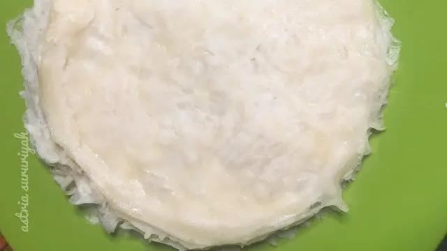 Trik Ampuh Pisahkan Kulit Lumpia Beku yang Menempel dengan Mudah