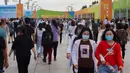 Orang-orang mengunjungi area ekshibisi Pameran Perdagangan Jasa Internasional China (China International Fair for Trade in Services/CIFTIS) 2020 di Beijing, ibu kota China, pada 8 September 2020. CIFTIS 2020 akan berakhir pada 9 September. (Xinhua/Xing Guangli)