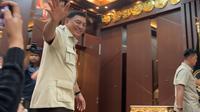 Menteri Pertahanan (Menhan) Sjafrie Sjamsoeddin mendatangi kantor Kementerian Koordinator Bidang Politik dan Keamanan (Kemenko Polkam) pada Selasa (9/9/2025). (Liputan6.com/Winda Nelfira)