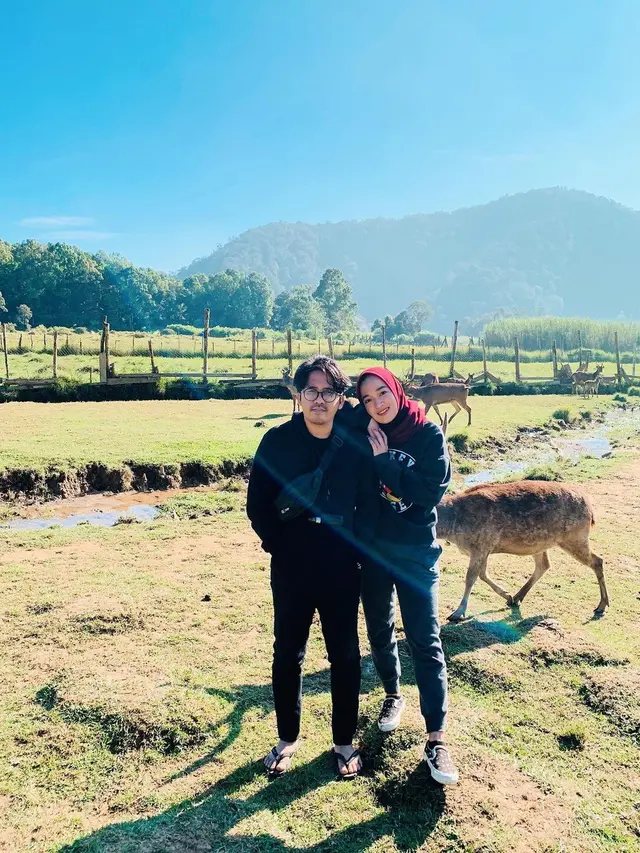 6 Momen Manis Ayus Sabyan dan Istri