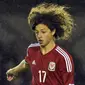 Gelandang Exeter City, Ethan Ampadu. (dok. Express.co.uk)