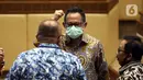 Menteri Dalam Negeri Tito Karnavian saat rapat kerja dengan Komisi II DPR di Kompleks Parlemen, Jakarta, Rabu (24/6/2020). Rapat membahas pendahuluan RAPBN TA 2021, rencana kerja pemerintah, serta upaya dan kinerja pemerintah daerah dalam menangani pandemi COVID-19. (Liputan6.com/Johan Tallo)