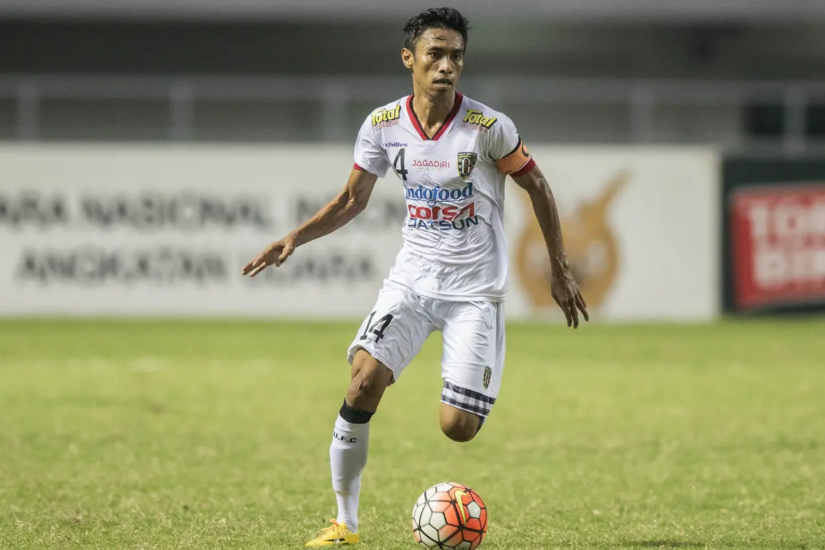 Gelandang Bali United, Fadhil Sausu