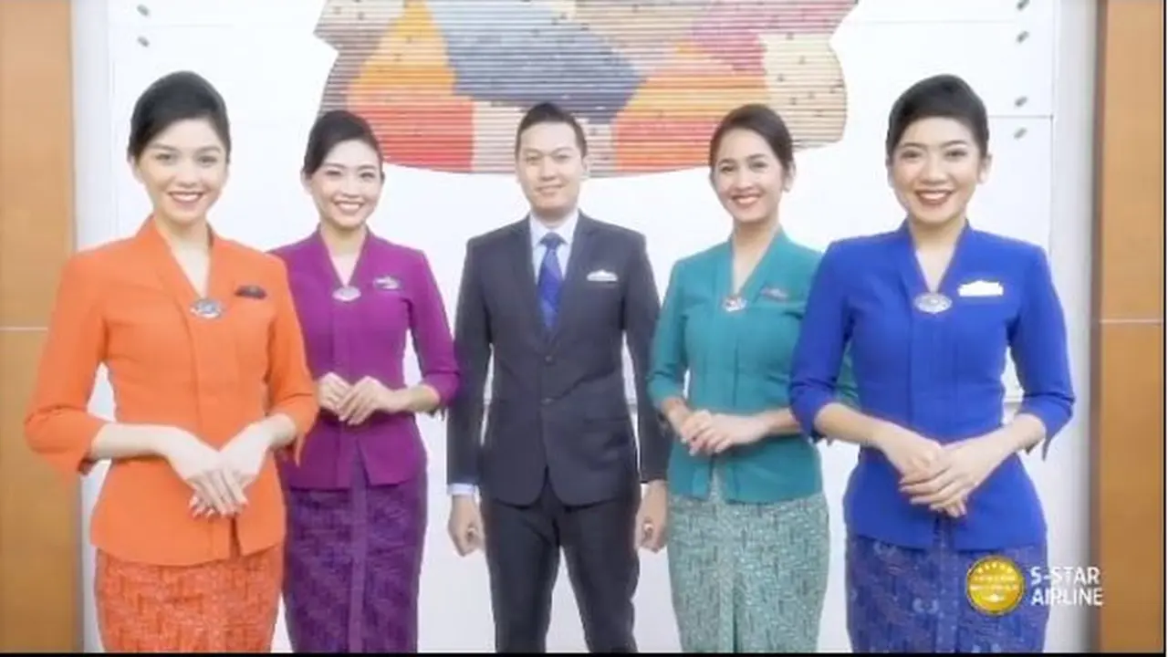 Garuda Indonesia Ungkap Tampilan Awak Kabin Saat Layani Penumpang di Masa Pandemi