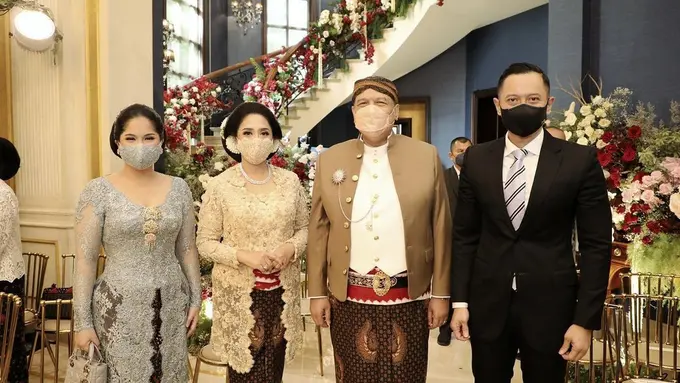 Parade Kebaya Tamu Kondangan Putri Tanjung, Dari Maudy Ayunda hingga Annisa Pohan