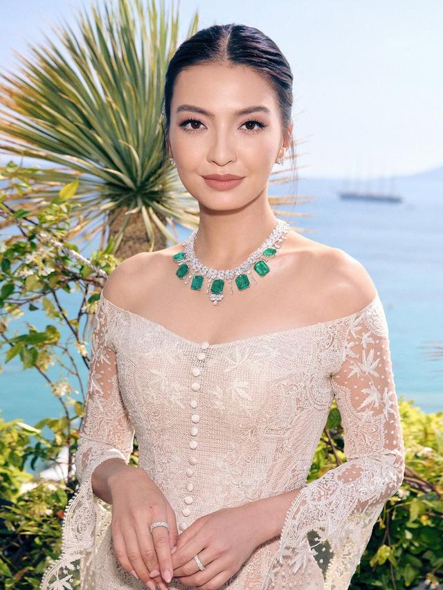 7 Potret Raline Shah Tampil Berkebaya di Cannes Film Festival 2024, Memesona