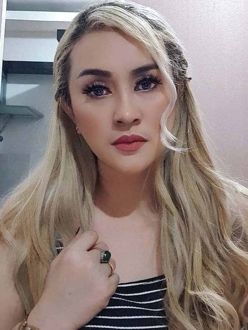 Potret cantik Lia Ladysta