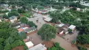 Keadaan darurat banjir Bolivia memungkinkan pemerintah setempat memobilisasi lebih banyak personel untuk operasi penyelamatan, serta mempercepat pembelian peralatan. (RODRIGO URZAGASTI/AFP)