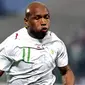 Senegal&#039;s forward El Hadji Diouf runs during African Nation Cup (CAN) match between Senegal and Zimbabwe, 23 January 2006 in Port Said, Egypt. AFP PHOTO/ISSOUF SANOGO