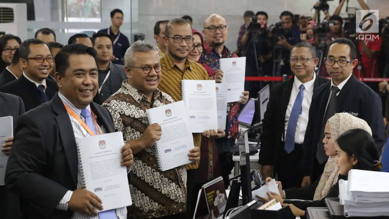 KPU Serahkan Alat Bukti dan Jawaban Termohon Perselisihan Pilpres 2019 ke MK