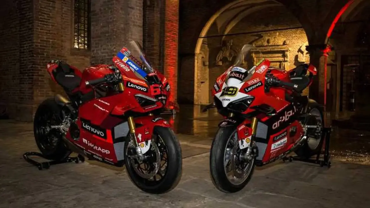 Motor balap replika Ducati Panigale V4 2022 ludes terjual