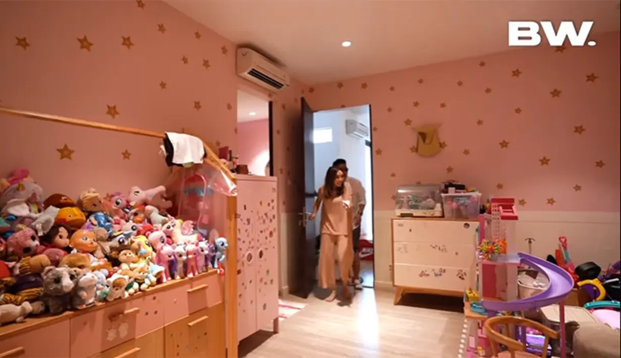 Rumah Gisella Anastasia (Youtube/Boy William)