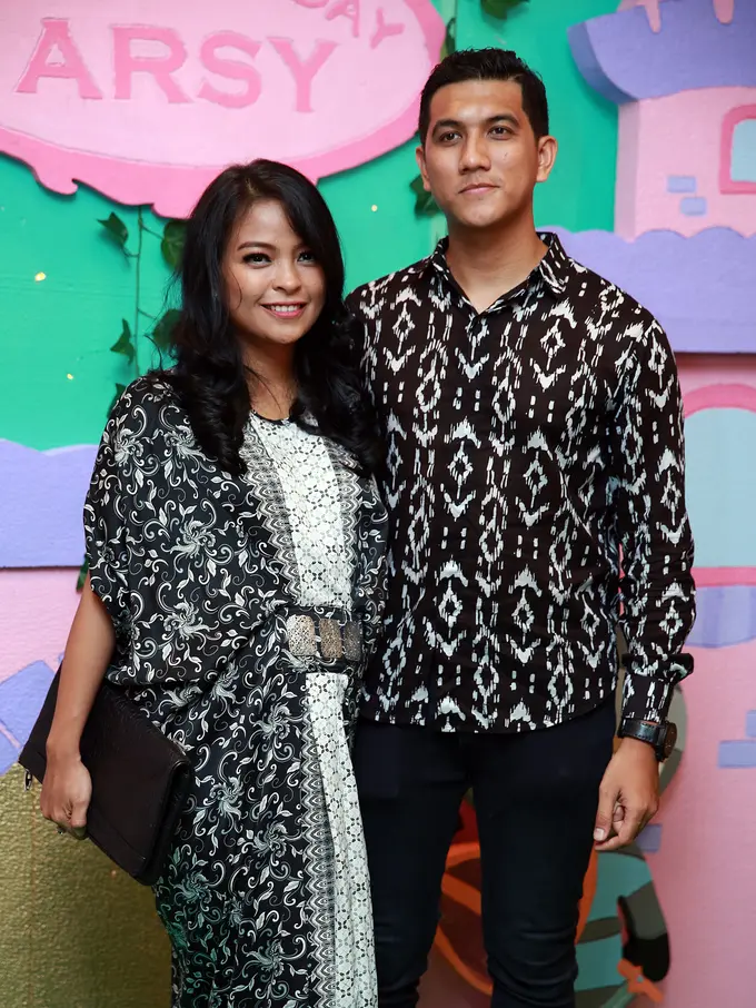 [Bintang] Tantri Kotak