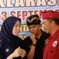 Ratu Zakiyah (kerudung), Istri Yandri Susanto Bakal Calon Bupati Serang 2024. (Selasa, 03/09/2024). (Yandhi Deslatama/Liputan6.com).