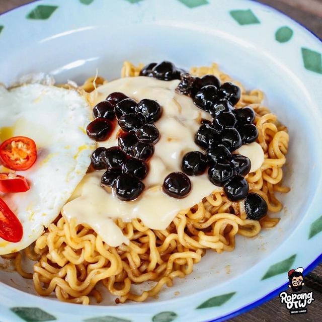 Dari Mi Goreng Sampai Telur Deretan Makanan Rumahan Pakai Boba
