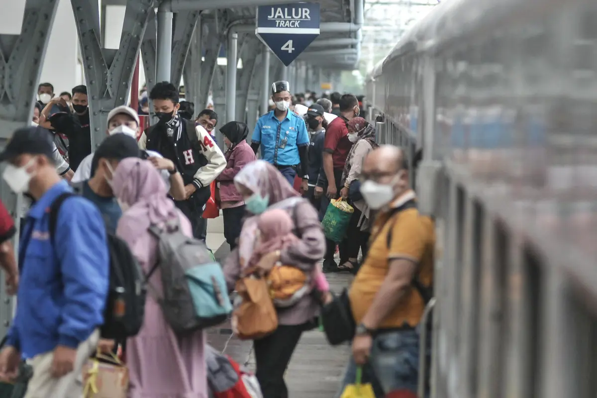 Gelombang Arus Balik via Kereta Api Masih Tinggi