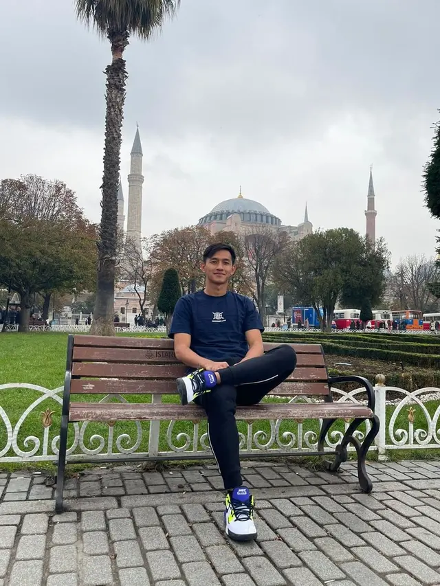 5 Potret Hanis Saghara saat di Luar Lapangan, Striker Timnas Indonesia