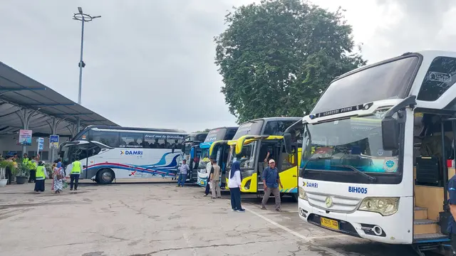 Bus Damri untuk Mudik 2025 (Foto: Liputan6.com/Arief RH)