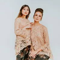 ilustrasi kebaya/rootstudio/shutterstock.com