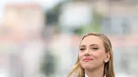Rahasia Cantik Skincare Rutin Scarlett Johansson di Usia 41 Tahun, Micellar Water hingga Moisturizer