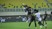Hasil Dewa United vs Persib Bandung: Pangeran Biru Comeback Fantastis demi Petik Poin