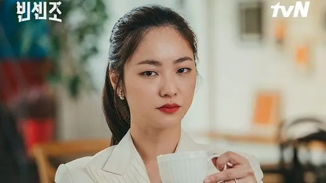 10 Inspirasi Gaya Rambut WFO ala Aktris Kdrama, Tampil Rapi Sepanjang Hari Tanpa Banyak Usaha (3)