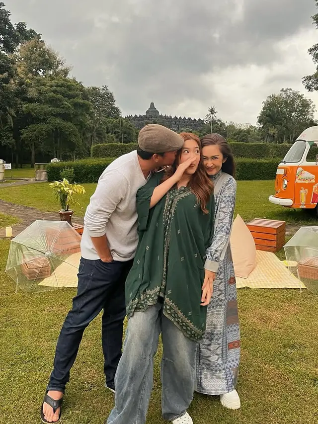 Nafa Urbach dan Zack Lee Co-Parenting