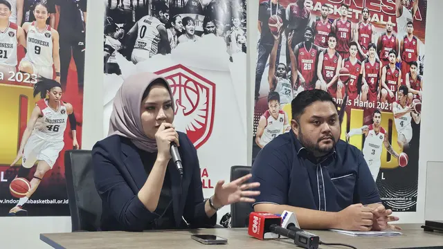 Sekjen Perbasi Nirmala Dewi Memberikan Keterangan Pers di Jakarta